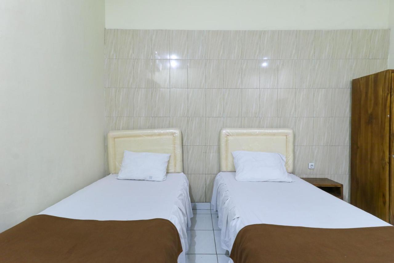 Nb Bali Guesthouse Кута Екстер'єр фото